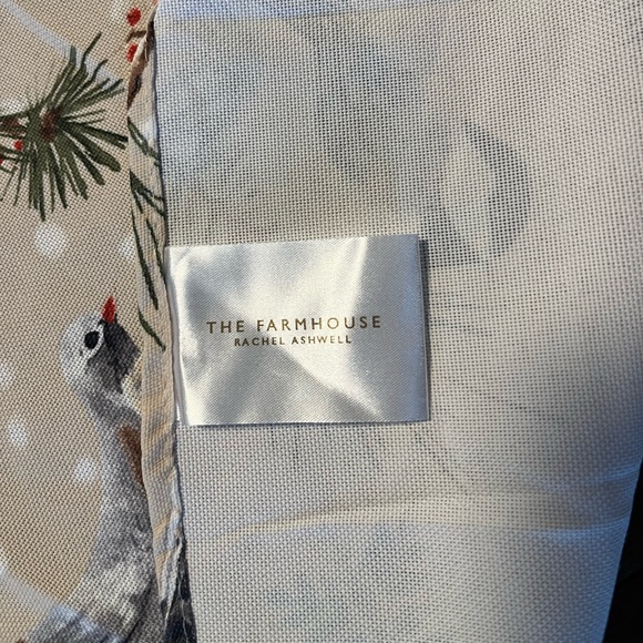 The farmhouse Rachel Ashwell table cloth - Picture 3 of 7